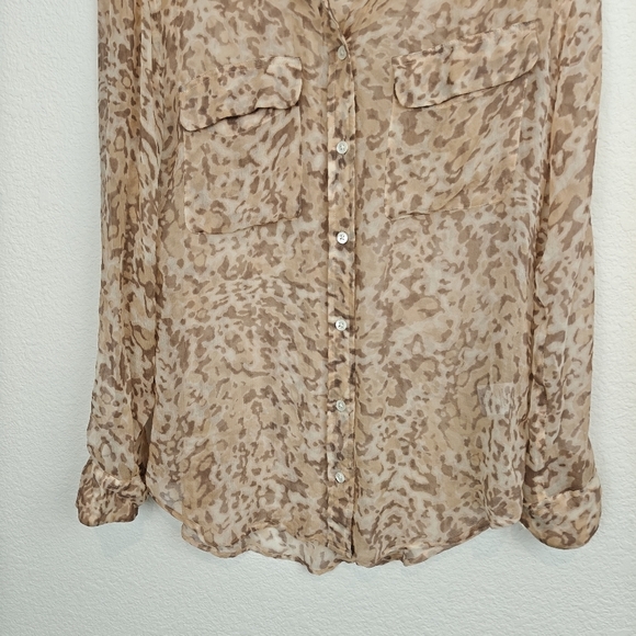 EQUIPMENT Femme Leopard Animal Print Sheer Chiffon Silk Button-Up Blouse XS - Picture 4 of 14